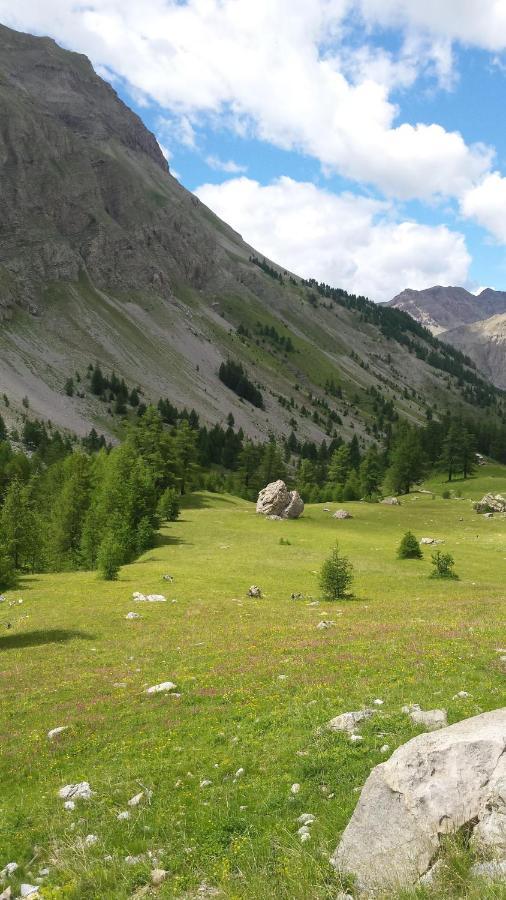 La Provence Vous Attend - 2Eme Etage Digne-les-Bains Zewnętrze zdjęcie